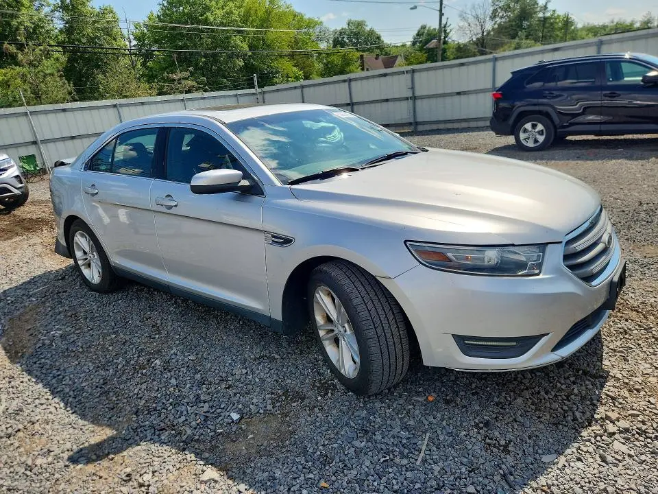 2013 FORD TAURUS SEL  