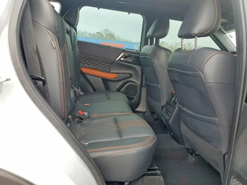 2023 MITSUBISHI OUTLANDER SEL  