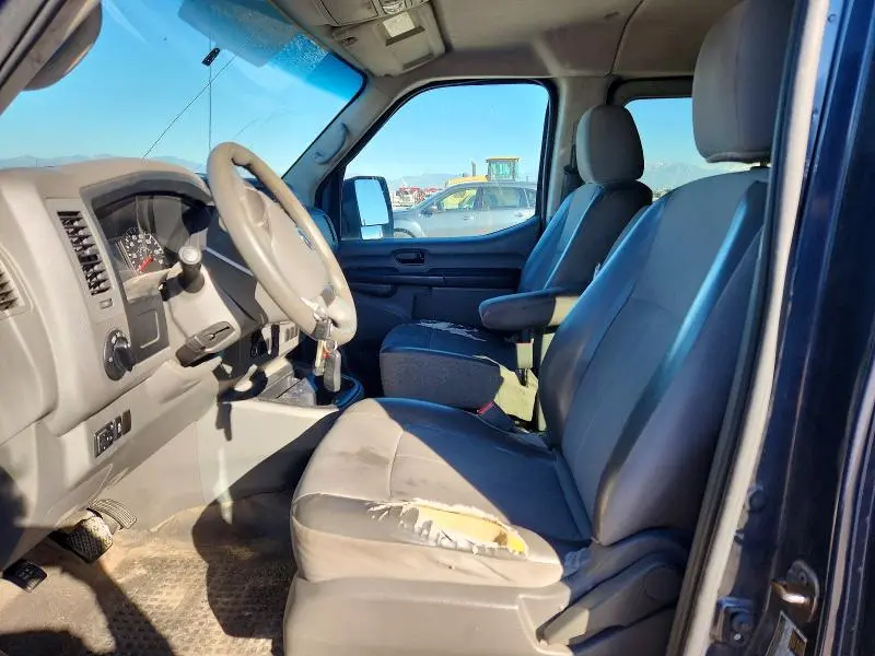 2016 NISSAN NV 3500 HD S  