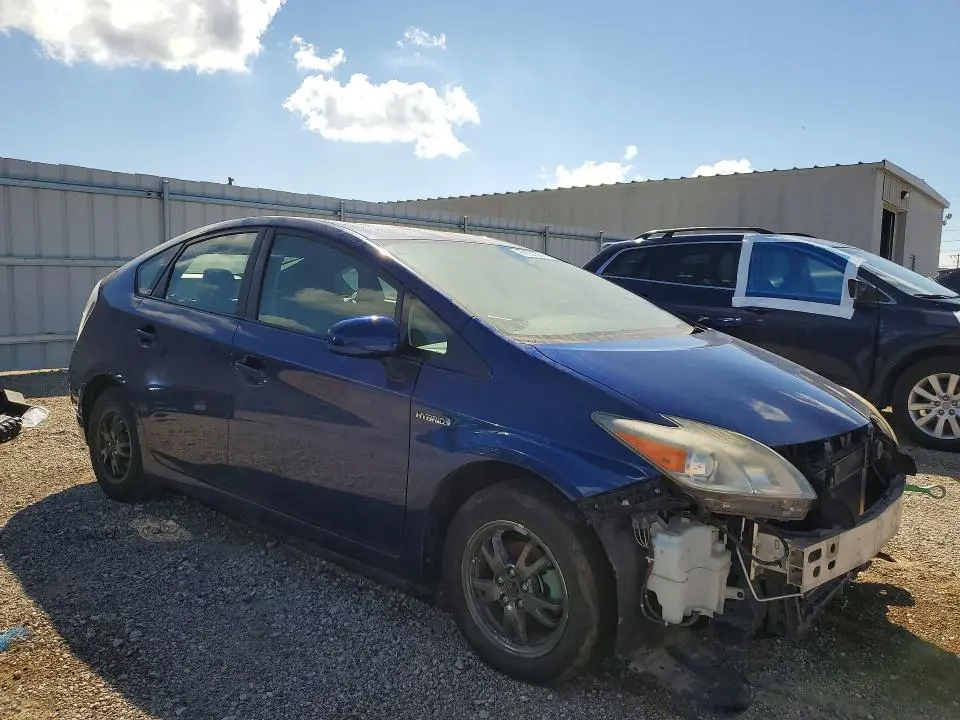 2010 TOYOTA PRIUS II  
