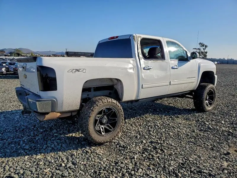 2010 CHEVROLET SILVERADO K1500 LT  