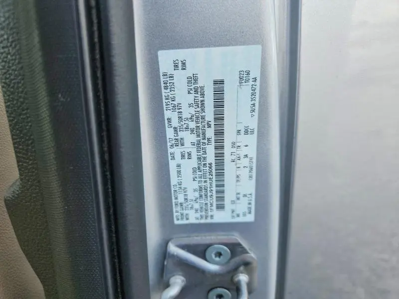 2017 FORD ESCAPE TITANIUM  