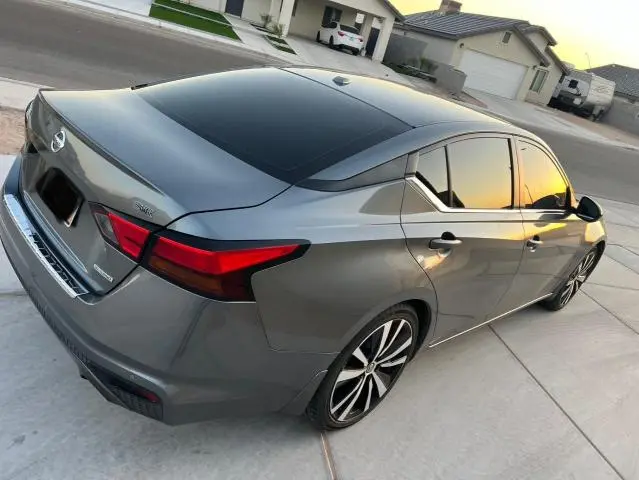 2022 NISSAN ALTIMA SR  