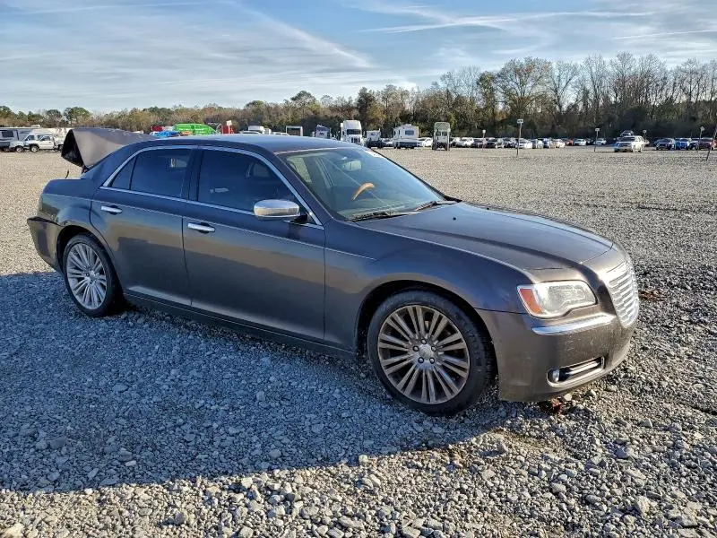 2013 CHRYSLER 300C   
