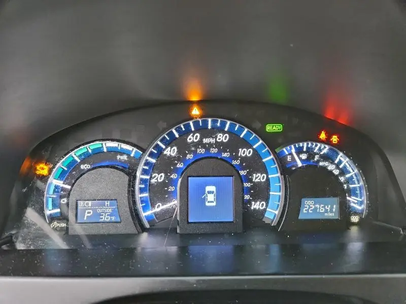 2012 TOYOTA CAMRY HYBRID  