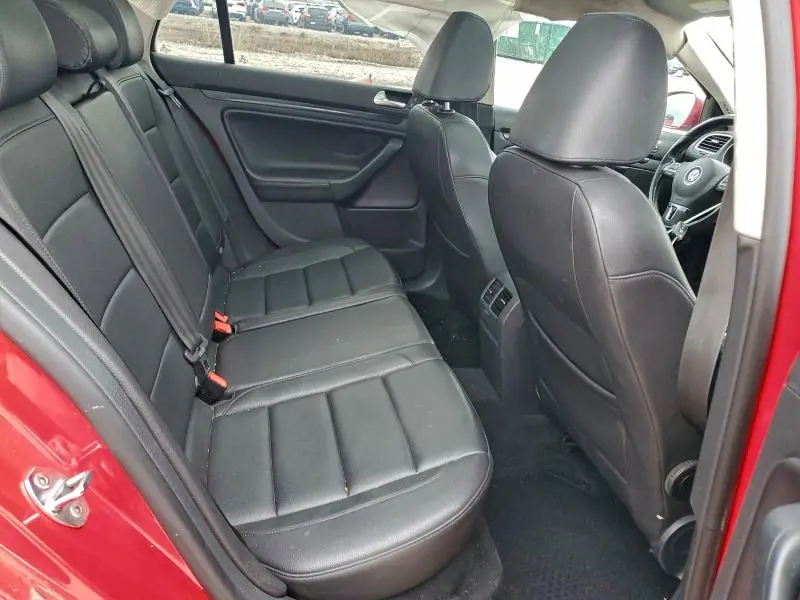 2012 VOLKSWAGEN JETTA TDI  