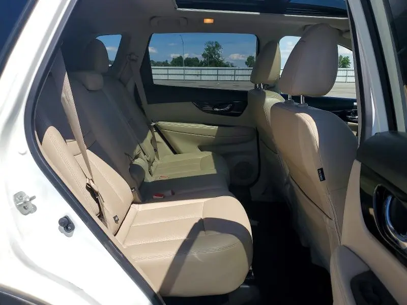 2018 NISSAN ROGUE SL  