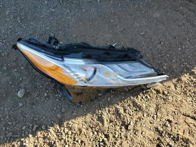 2024 TOYOTA CAMRY XLE  