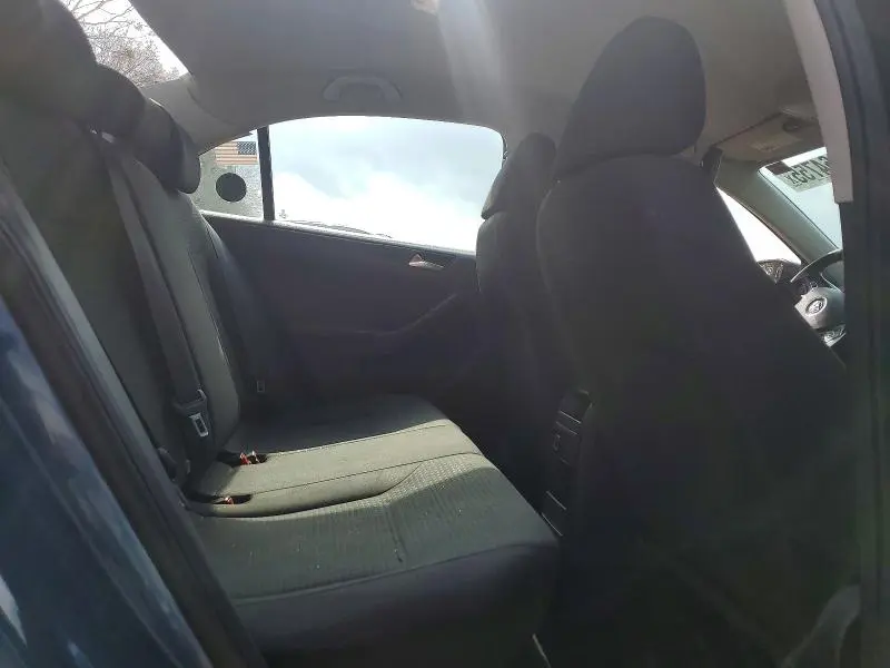 2016 VOLKSWAGEN JETTA S  