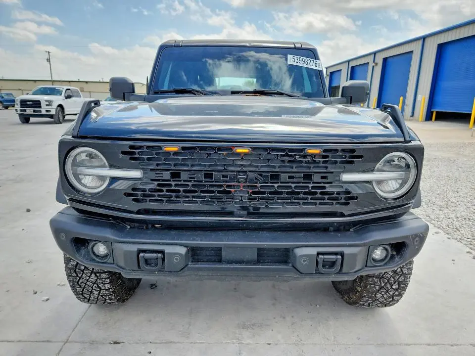2023 FORD BRONCO BASE  