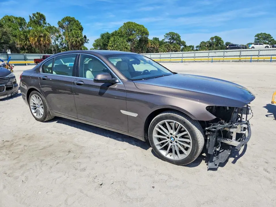 2015 BMW 750 I  