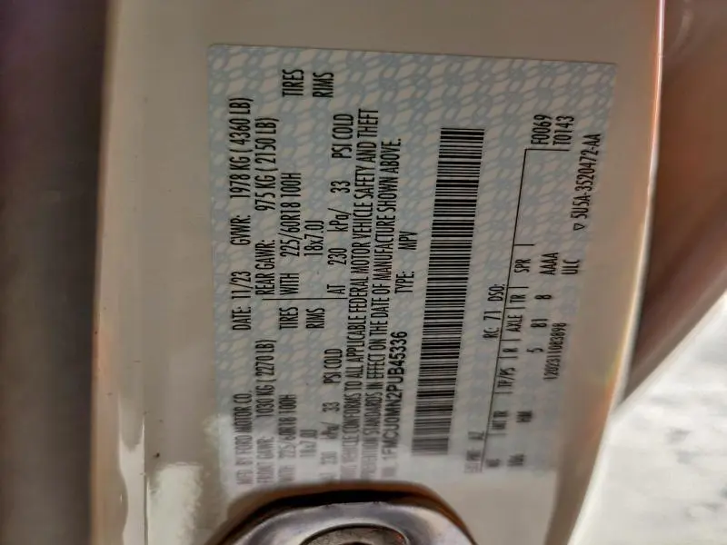 2023 FORD ESCAPE ST LINE  