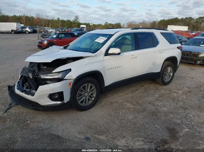 2023 CHEVROLET TRAVERSE FWD LT CLOTH