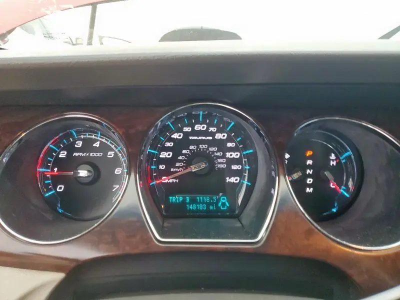 2011 FORD TAURUS LIMITED