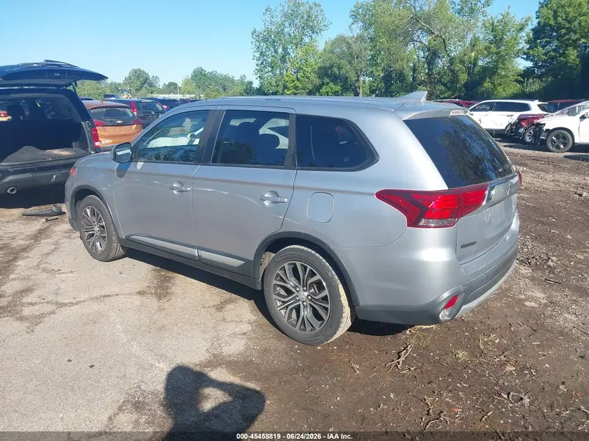 2017 MITSUBISHI OUTLANDER SE