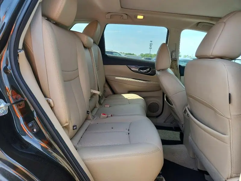 2015 NISSAN ROGUE SL  