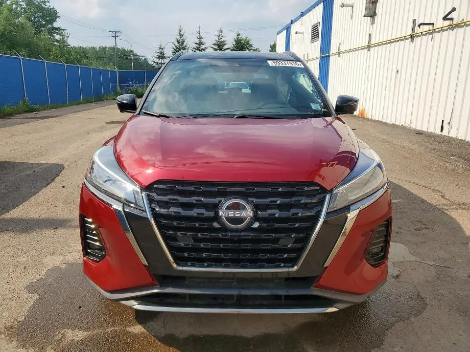 2023 NISSAN KICKS SR  