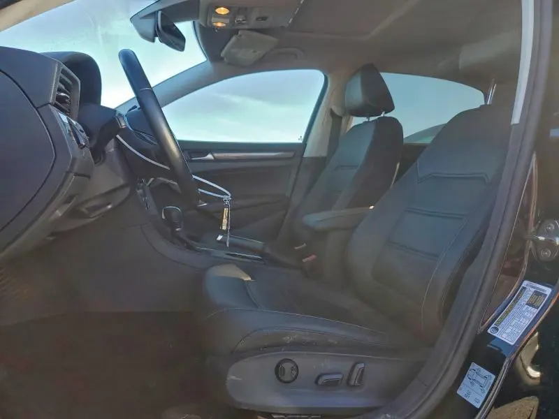 2020 VOLKSWAGEN PASSAT R-LINE  