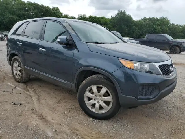 2011 KIA SORENTO BASE  