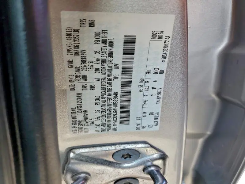 2017 FORD ESCAPE TITANIUM  