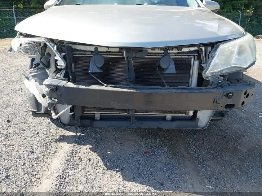 2014 TOYOTA CAMRY LE