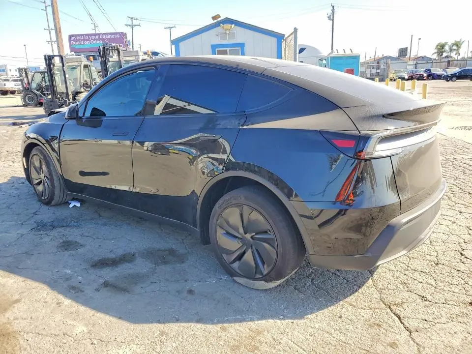 2026 TESLA MODEL Y   