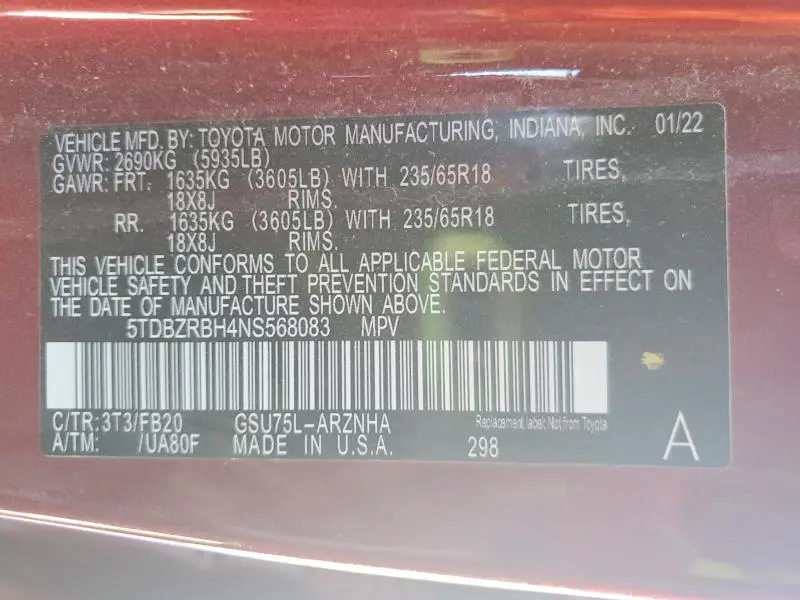 2022 TOYOTA HIGHLANDER LE  