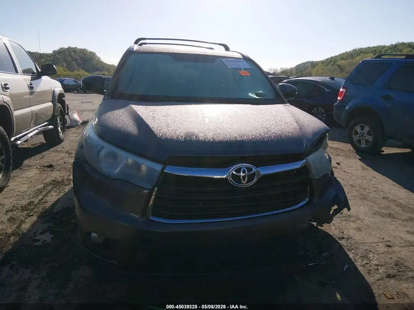 2016 TOYOTA HIGHLANDER XLE V6