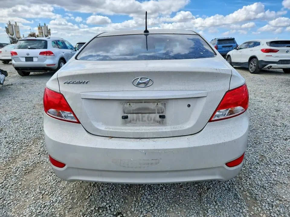 2016 HYUNDAI ACCENT SE  