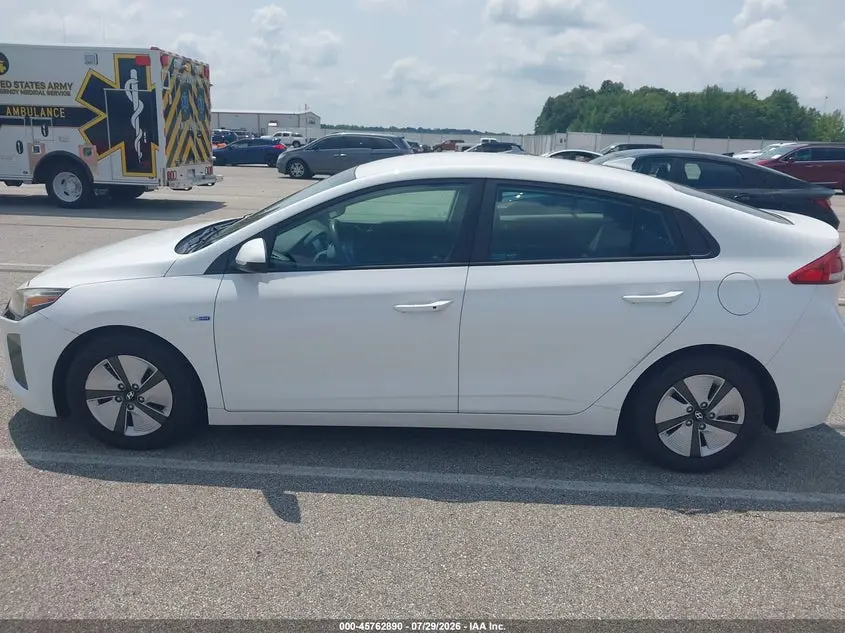 2018 HYUNDAI IONIQ HYBRID BLUE