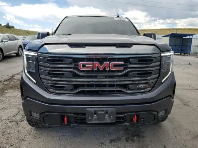 2023 GMC SIERRA K1500 AT4  