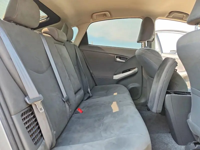 2010 TOYOTA PRIUS II  
