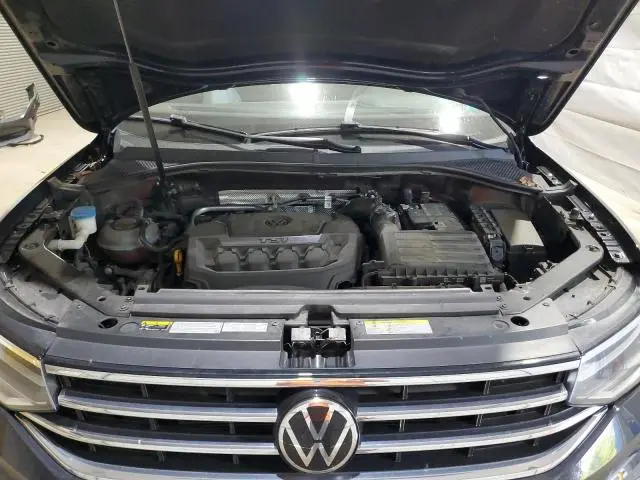 2022 VOLKSWAGEN TIGUAN SE  
