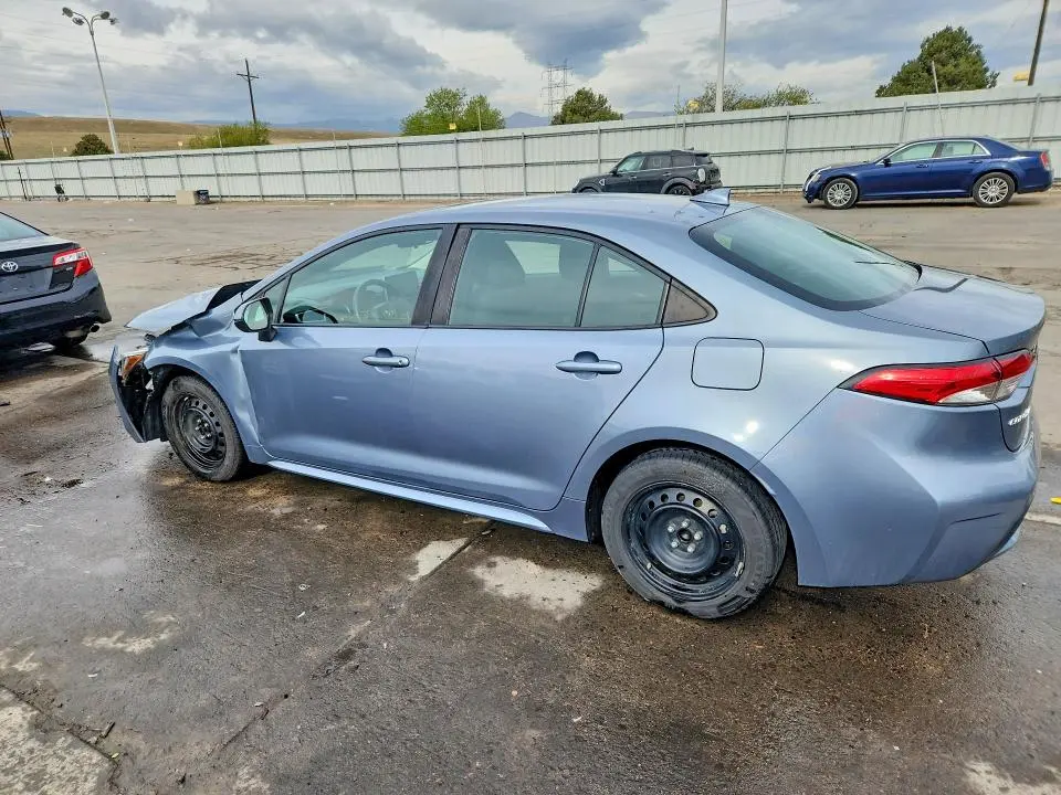 2021 TOYOTA COROLLA LE  
