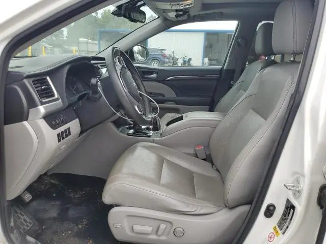 2016 TOYOTA HIGHLANDER LIMITED  