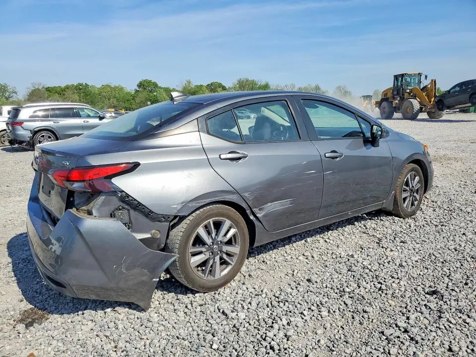 2020 NISSAN VERSA SV  