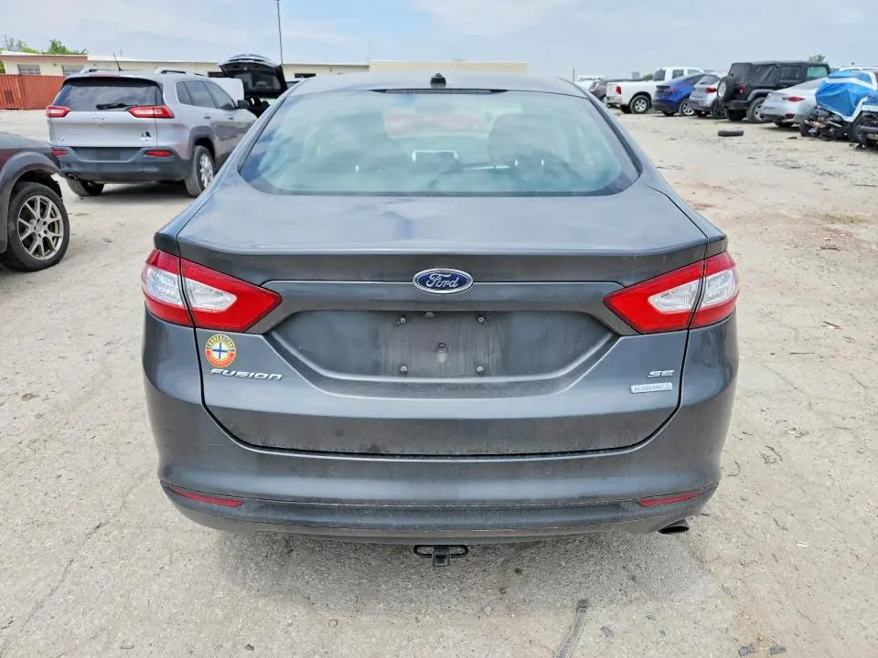 2015 FORD FUSION SE  