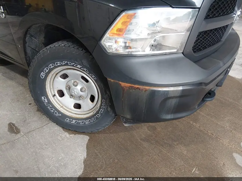 2017 RAM 1500 TRADESMAN  4X4 8' BOX