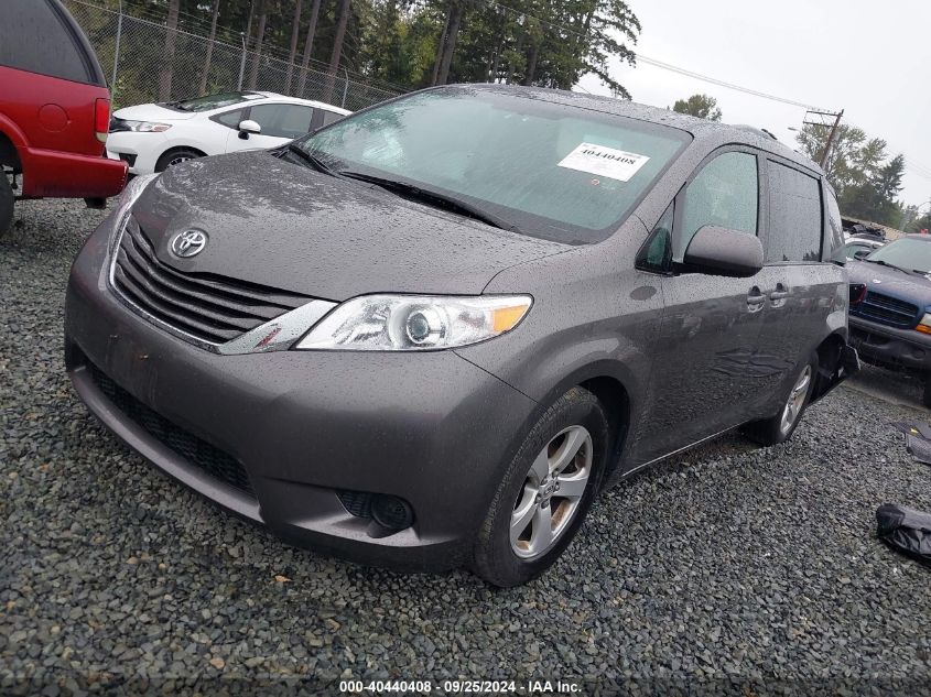 2017 TOYOTA SIENNA LE 8 PASSENGER