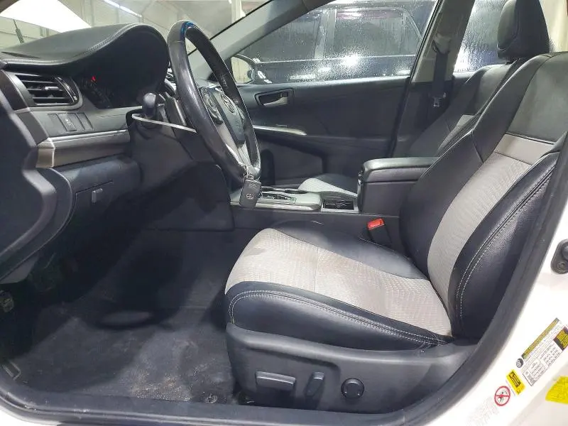 2013 TOYOTA CAMRY SE  