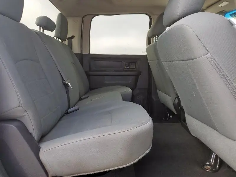 2016 RAM 1500 ST  