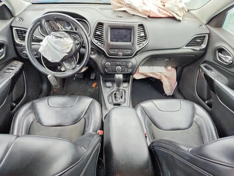 2021 JEEP CHEROKEE LATITUDE PLUS  