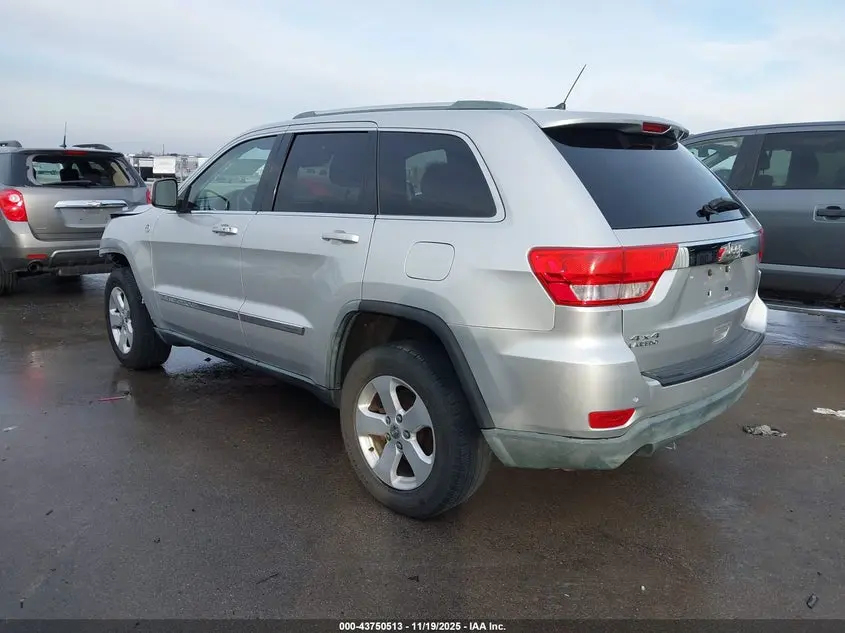 2011 JEEP GRAND CHEROKEE LAREDO