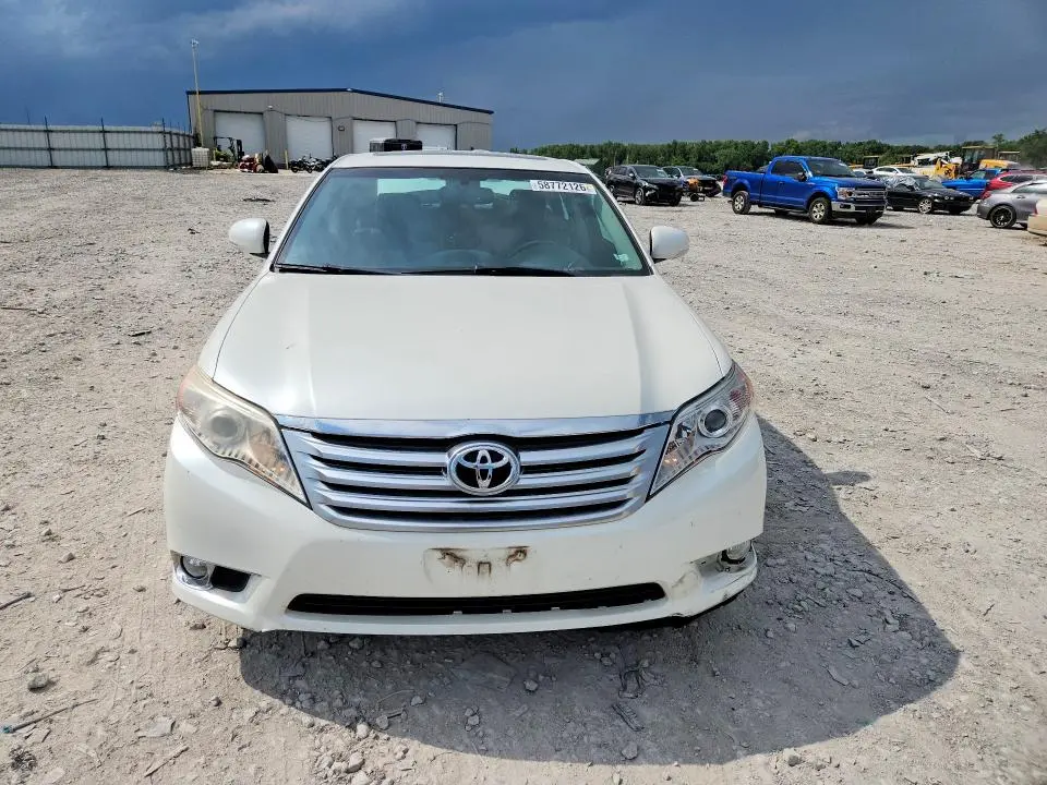 2011 TOYOTA AVALON BASE  