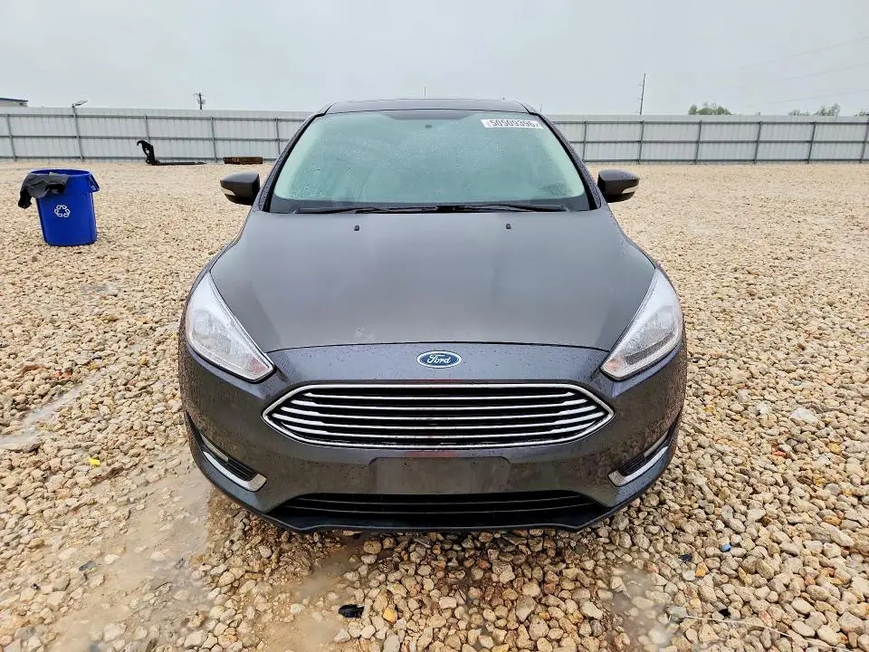 2017 FORD FOCUS TITANIUM  