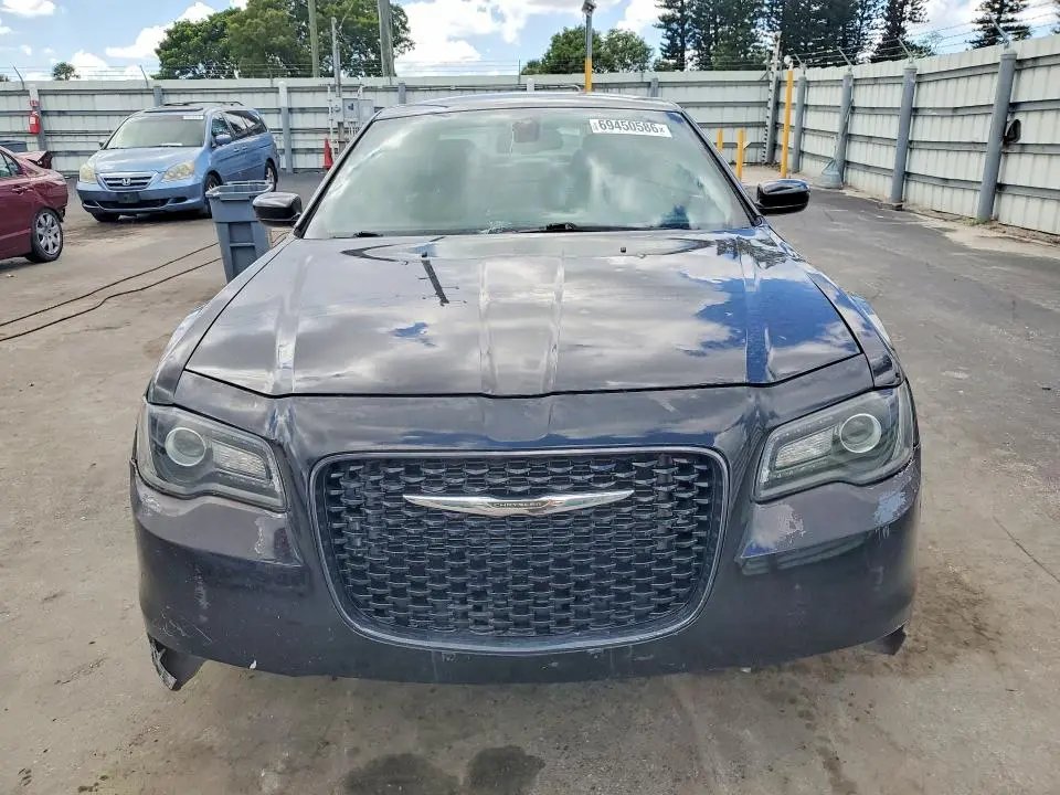 2018 CHRYSLER 300 S  
