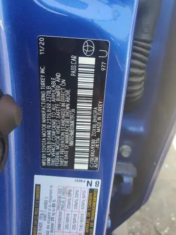 2021 TOYOTA C-HR XLE  