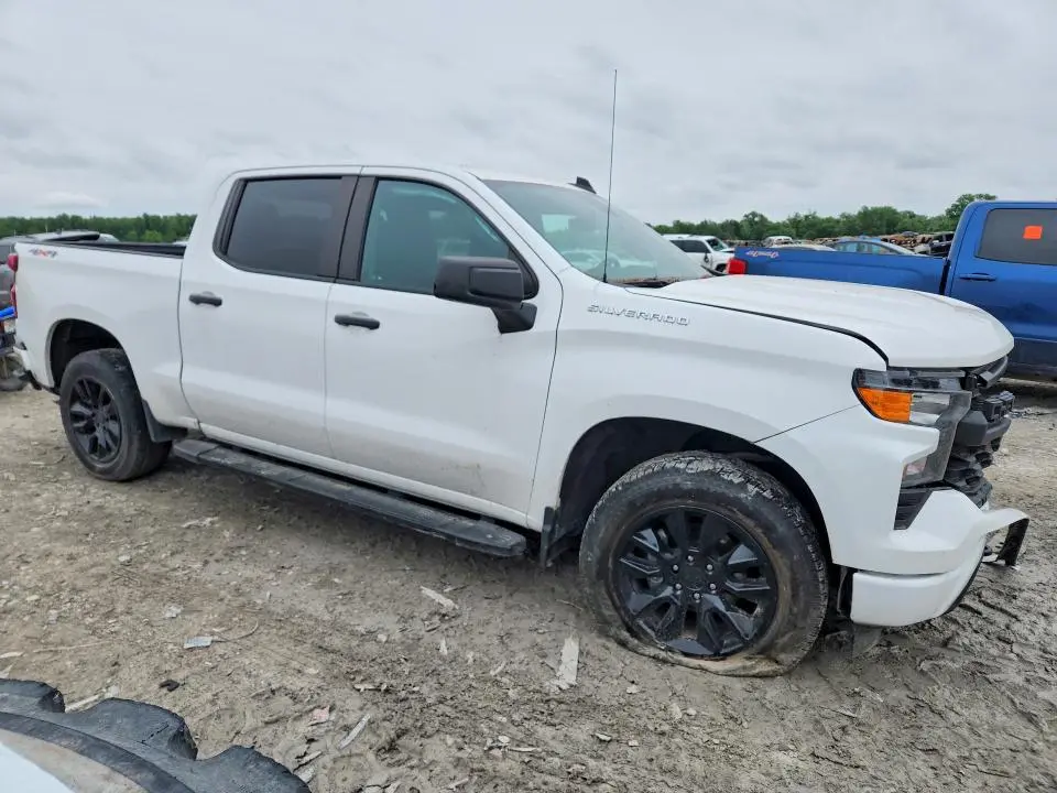 2022 CHEVROLET SILVERADO K1500 CUSTOM  