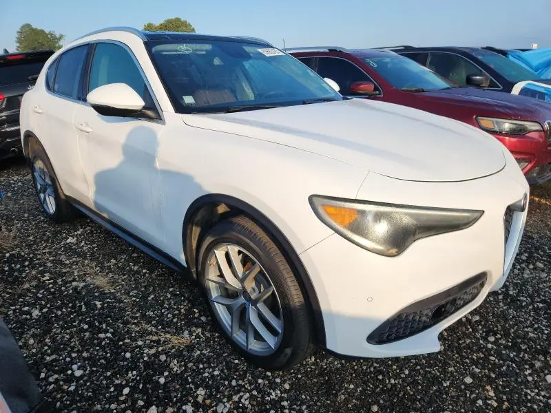 2018 ALFA ROMEO STELVIO TI  