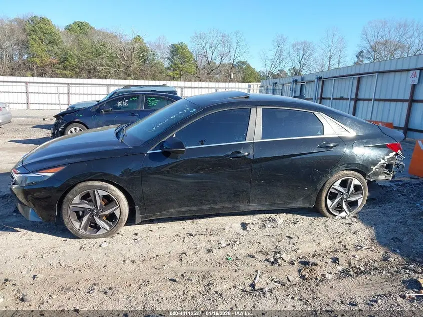 2022 HYUNDAI ELANTRA LIMITED